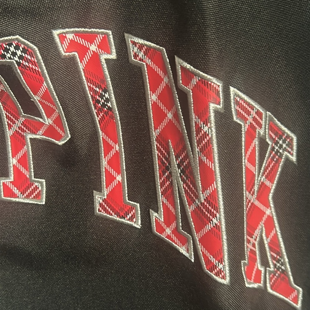 New Gift Set VS PINK Plaid Logo Tote and VS Cotton Oversized Plaid Boxer Shorts - Picture 3 of 11